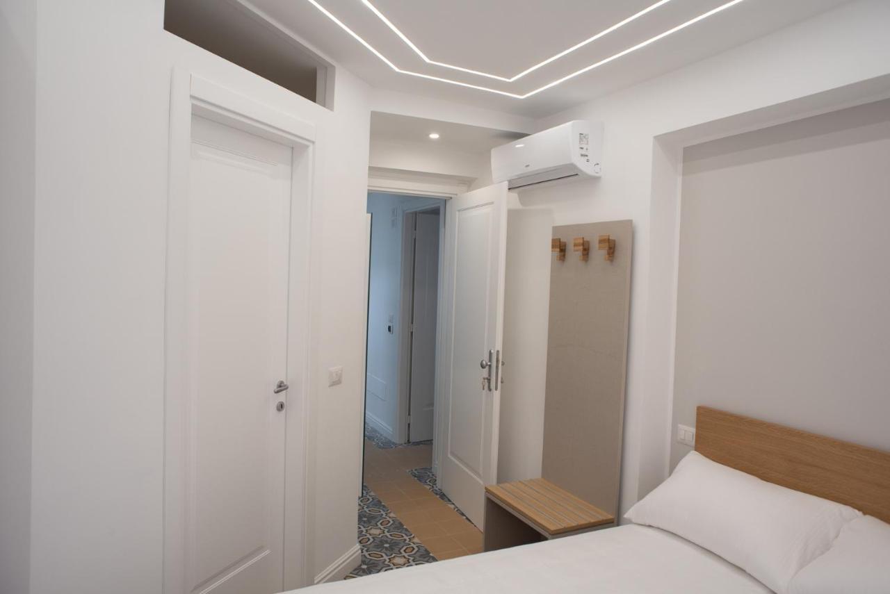 Palazzotto 902 Bed & Breakfast Crotone Exterior photo
